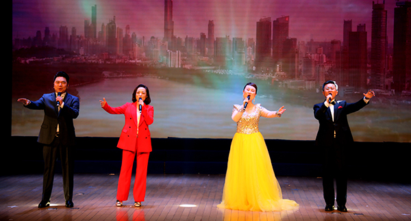 南京艺术学院青年师生表演四重唱《最美的路》.jpg